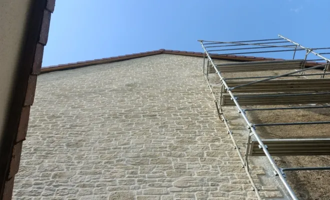 Ravalement de façade ancienne à Bourg-en-Bresse, Bourg-en-Bresse, LS Façade